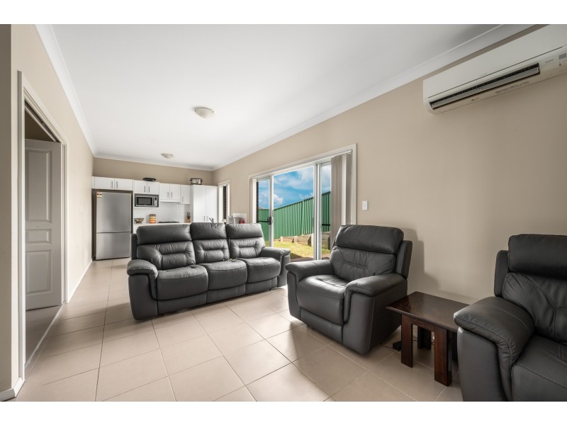 14c Devon Street, Greta NSW 2334