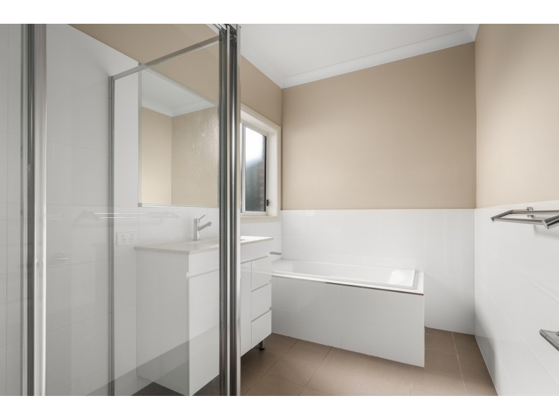 14c Devon Street, Greta NSW 2334