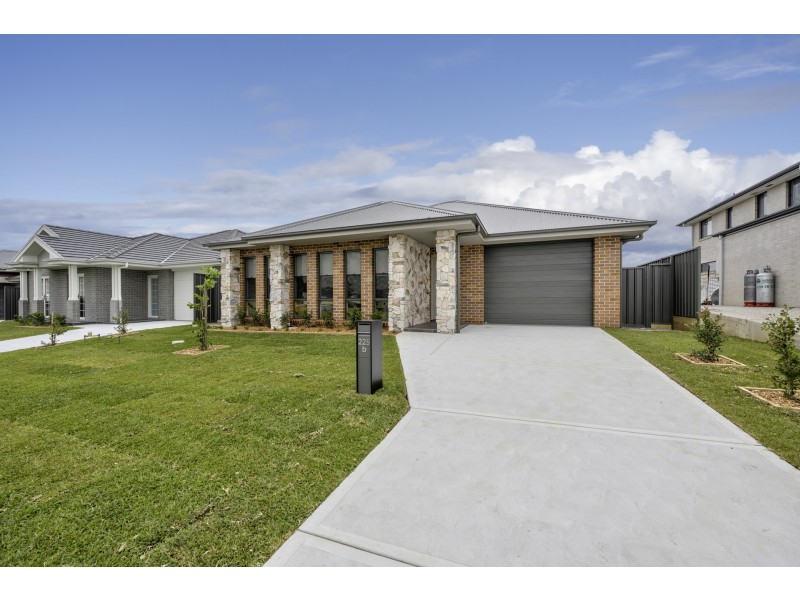 225b Robert Road, Lochinvar NSW 2321
