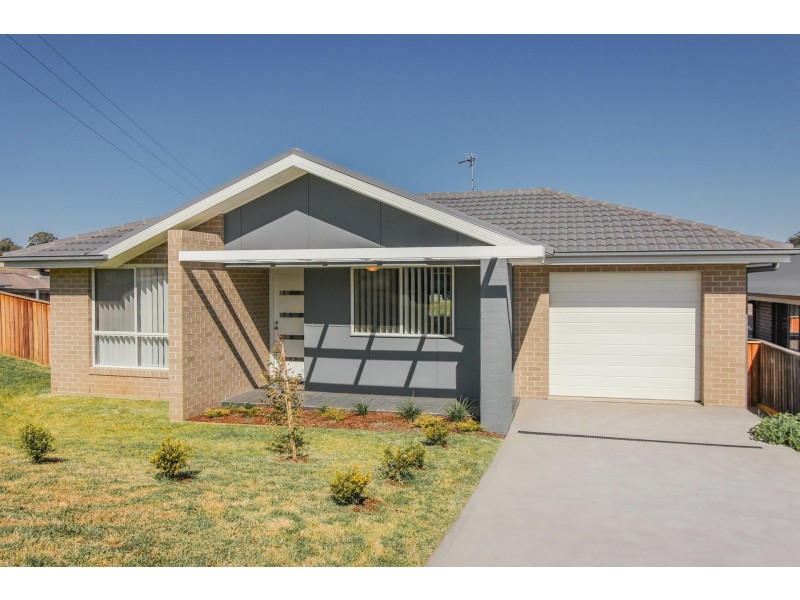 2/1 Lavender Close, Gillieston Heights NSW 2321