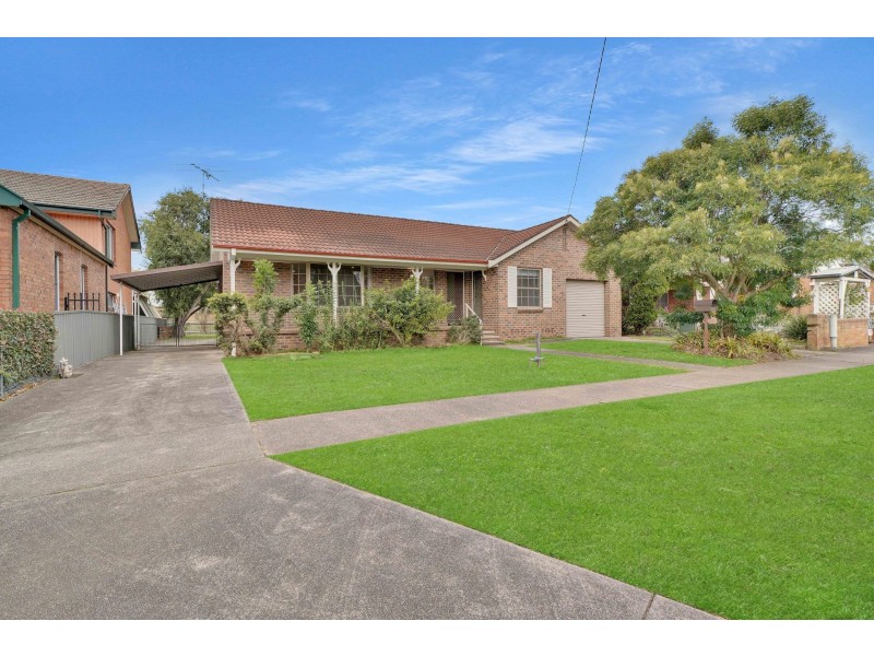 61 Belmore Road, Lorn NSW 2320