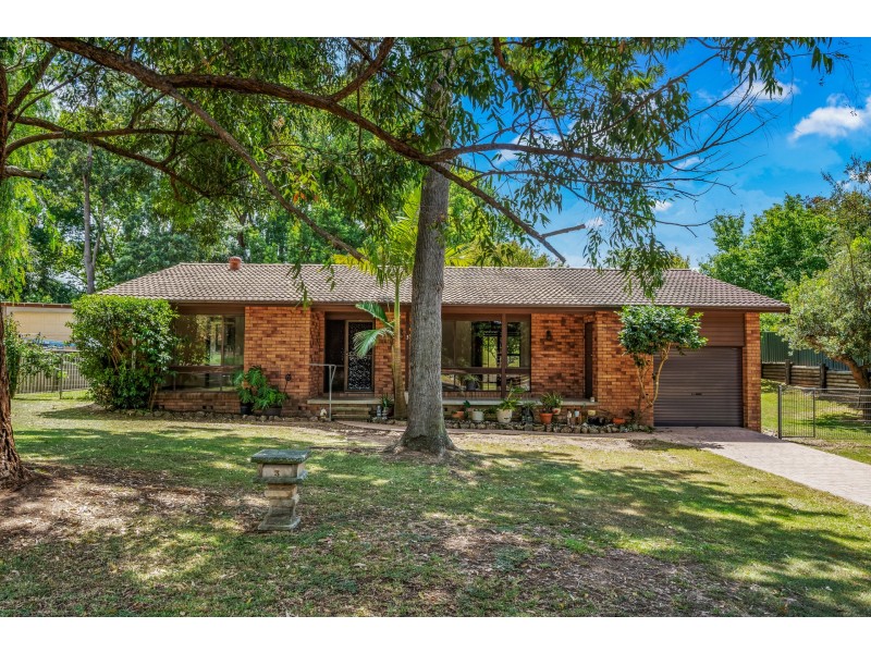 3 Thurlow Close, Bolwarra NSW 2320