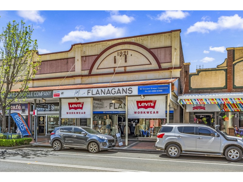 90 Vincent Street, Cessnock NSW 2325
