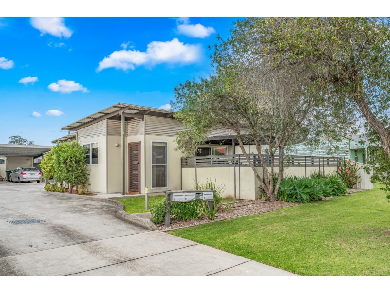 1/24 Carroll Avenue, Cessnock NSW 2325