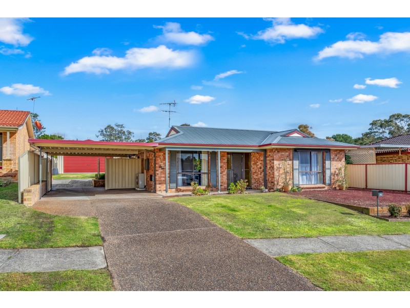 16 Schanck Drive, Metford NSW 2323
