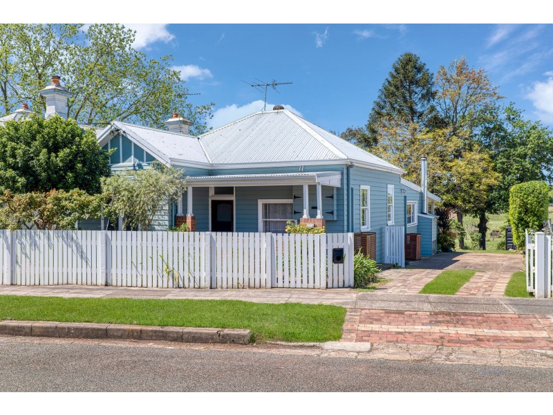 13 Regent Street, Maitland NSW 2320