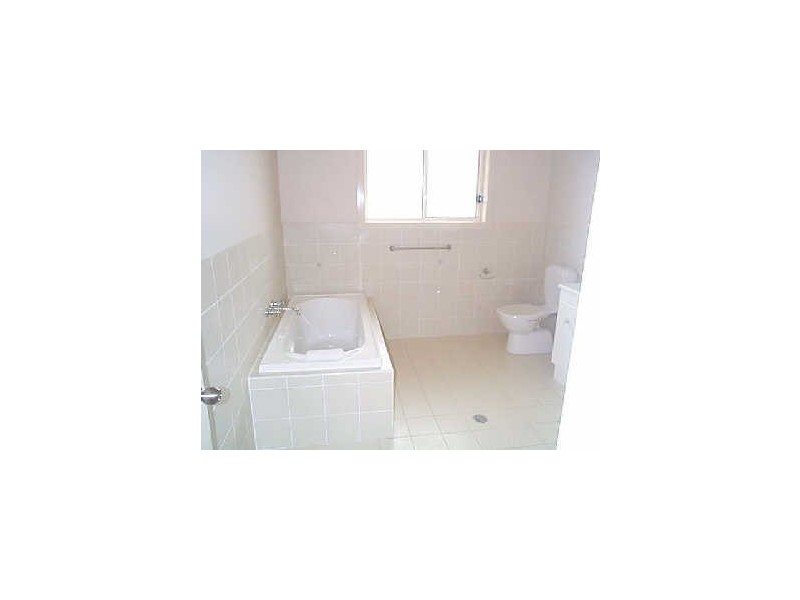 2 Hilltop Crescent, Bolwarra Heights NSW 2320