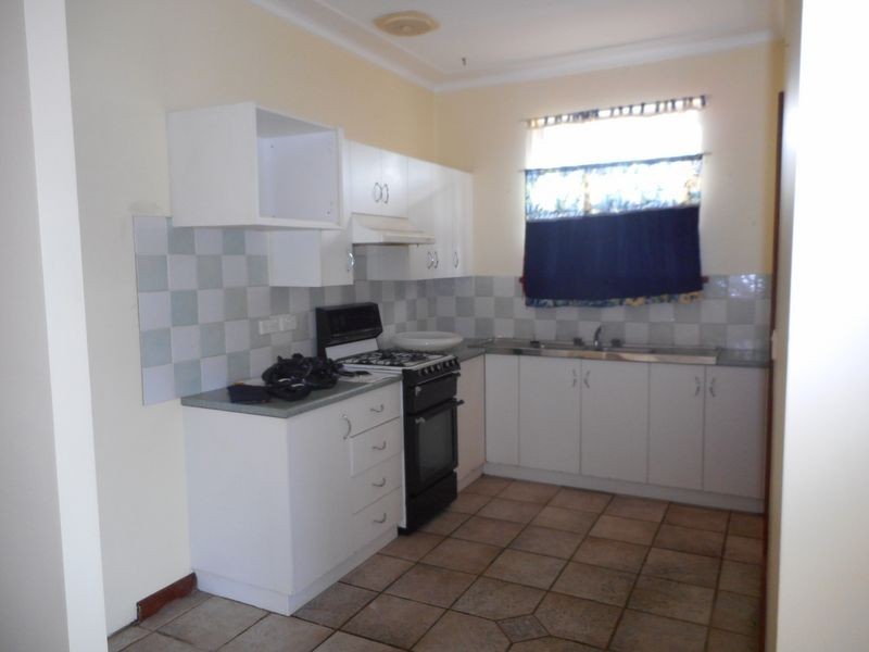 8 Ferry Place, East Maitland NSW 2323