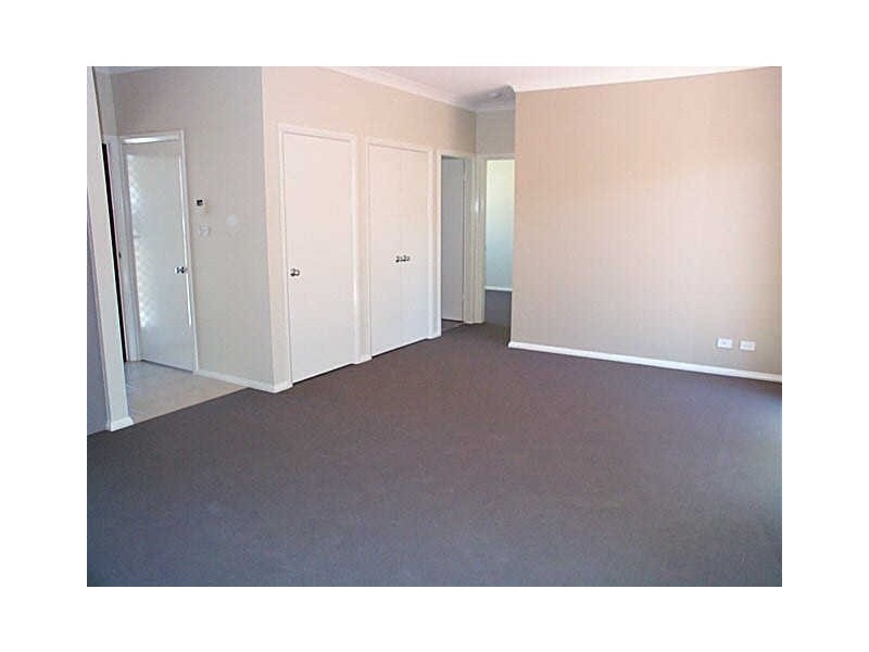 3/70 King Street, East Maitland NSW 2323