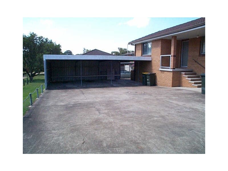 2/13 Cumberland Street, East Maitland NSW 2323