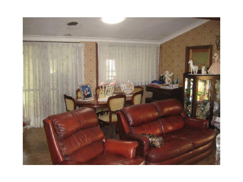 8 Tenambit Street, East Maitland NSW 2323
