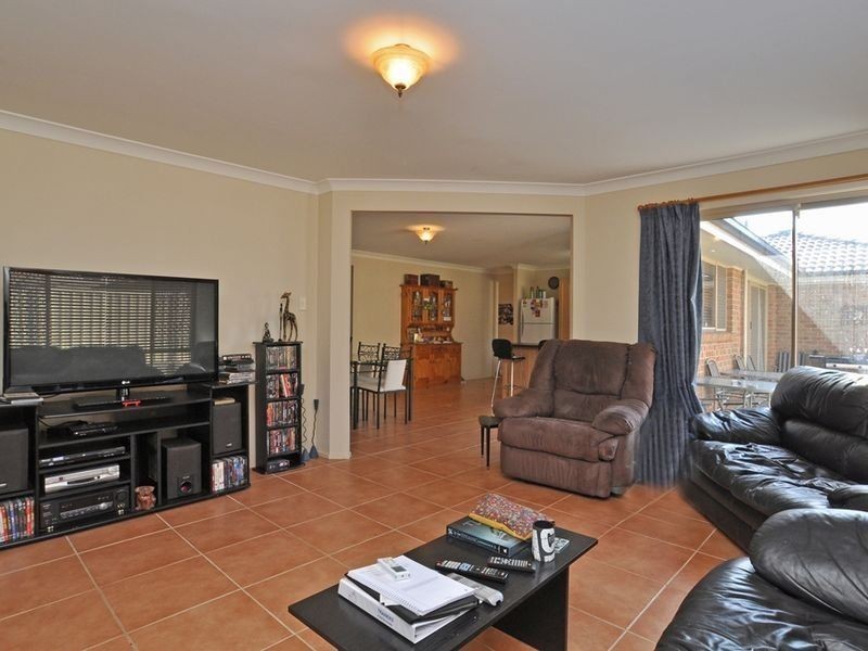 2 Port Cove, Gillieston Heights NSW 2321
