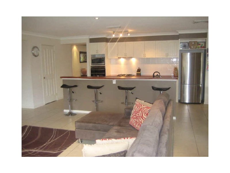 7 Wattlebird Close, Aberglasslyn NSW 2320