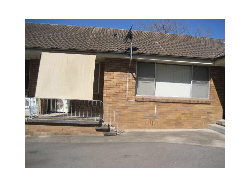 4/28 Cumberland St, East Maitland NSW 2323