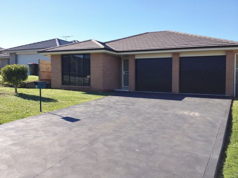 3 Peppercorn Close, Aberglasslyn NSW 2320