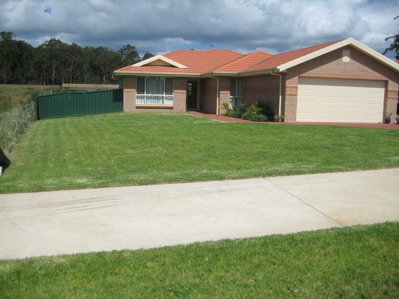 127 Aberglasslyn Rd, Aberglasslyn NSW 2320