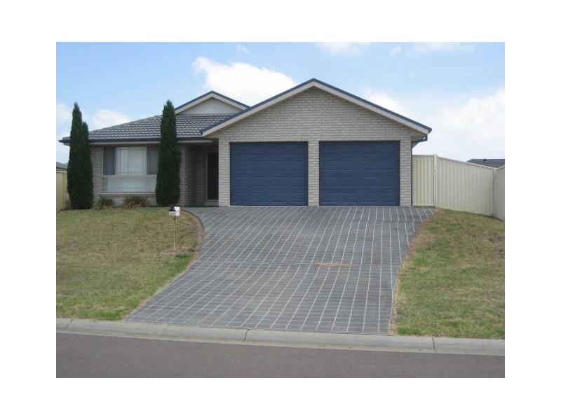 31 John Verge Avenue, Rutherford NSW 2320