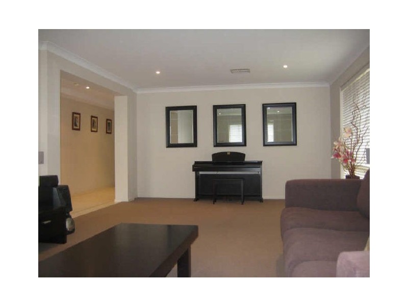 68 Budgeree Drive, Aberglasslyn NSW 2320