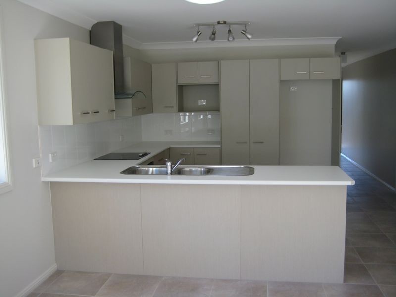 2/8 Dunmore Street, Largs NSW 2320