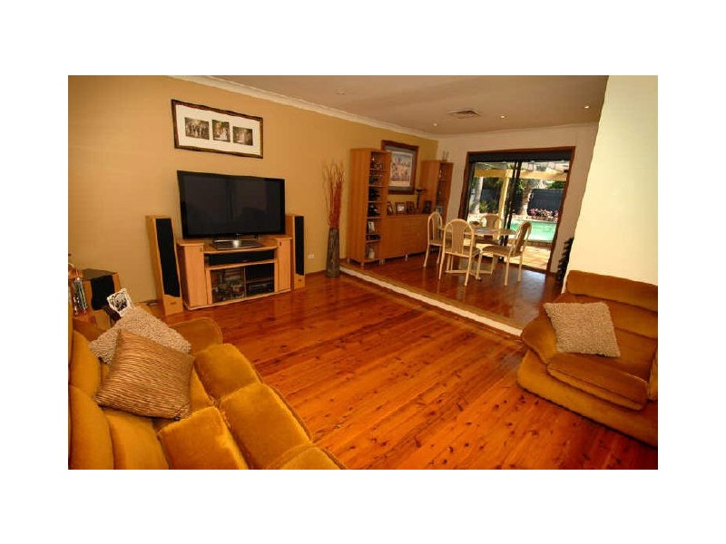 22 Maher Avenue, East Maitland NSW 2323