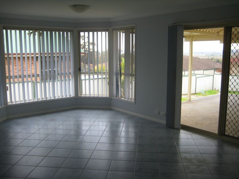 41 Clayton Crescent, Rutherford NSW 2320