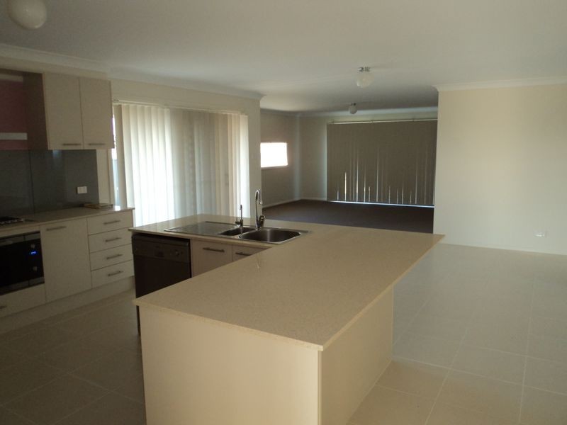 6 Fonda Place, Aberglasslyn NSW 2320