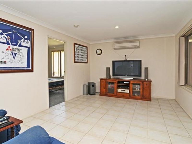 83 Denton Park Drive, Rutherford NSW 2320