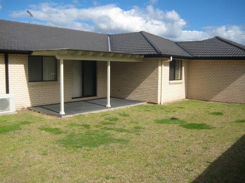 70 Birch Grove, Aberglasslyn NSW 2320