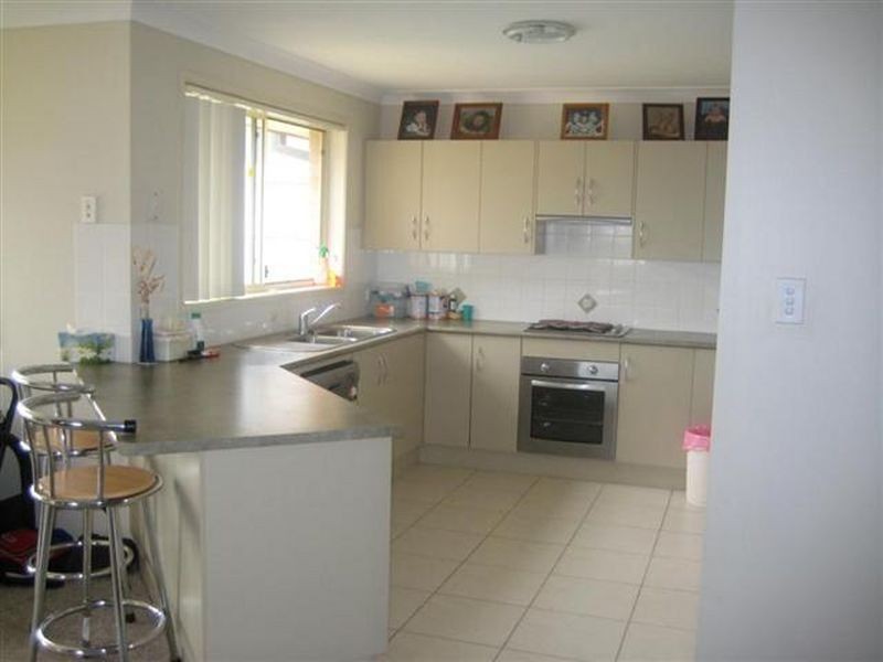7 Hibiscus Crescent, Aberglasslyn NSW 2320