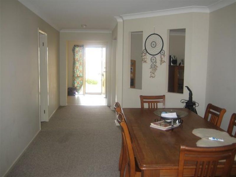7 Hibiscus Crescent, Aberglasslyn NSW 2320