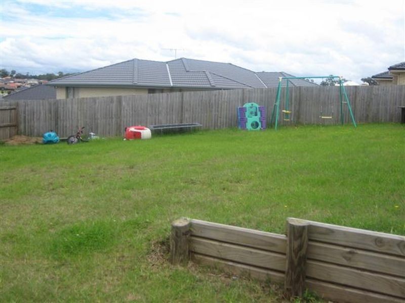 7 Hibiscus Crescent, Aberglasslyn NSW 2320