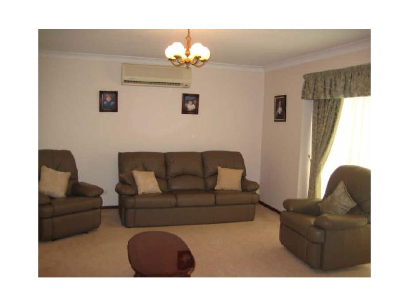 144 Weblands Street, Aberglasslyn NSW 2320