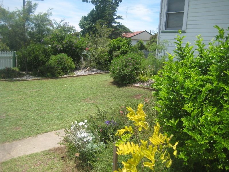 57 Thompson St, East Maitland NSW 2323