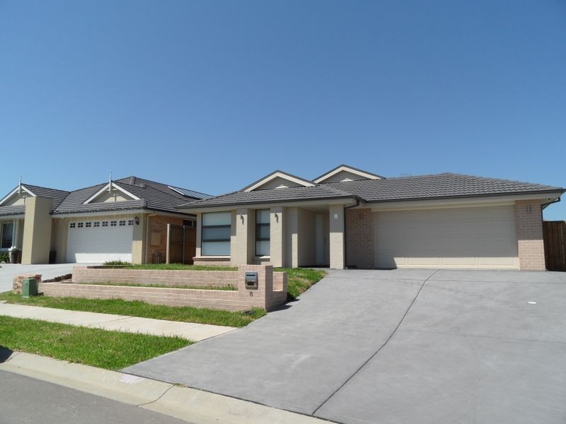 8 James Leslie Drive, Gillieston Heights NSW 2321