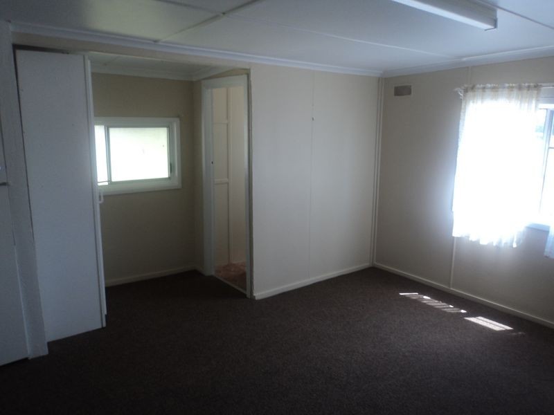 Flat 2 22 Heyes Street, Gillieston Heights NSW 2321