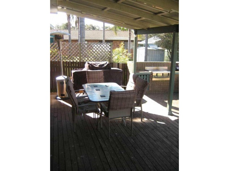 13 Stradbroke Avenue, Metford NSW 2323