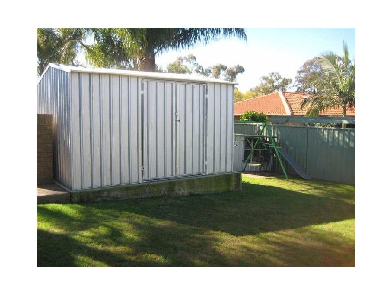 13 Stradbroke Avenue, Metford NSW 2323