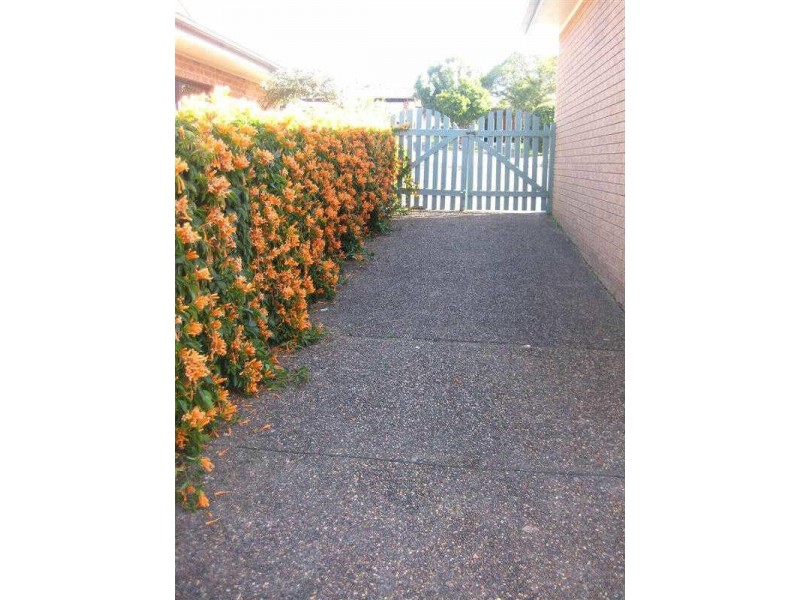 13 Stradbroke Avenue, Metford NSW 2323