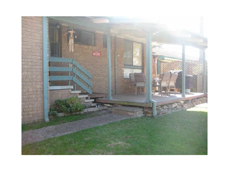 13 Stradbroke Avenue, Metford NSW 2323