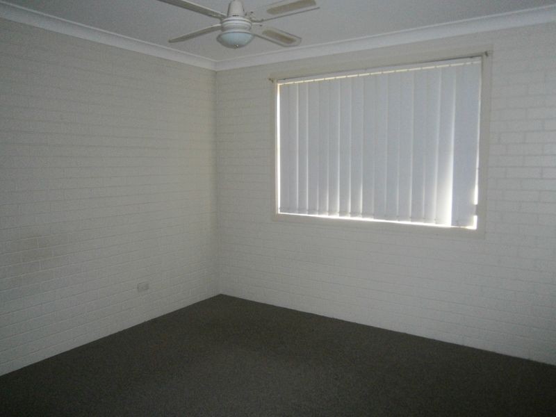 2/11 McFarlane Street, Cessnock NSW 2325