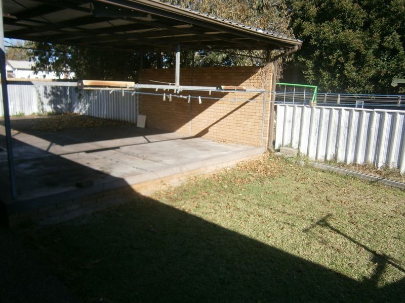 2/11 McFarlane Street, Cessnock NSW 2325