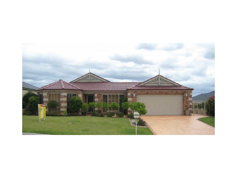 42 Pyalla Avenue, Aberglasslyn NSW 2320