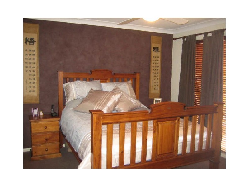 42 Pyalla Avenue, Aberglasslyn NSW 2320