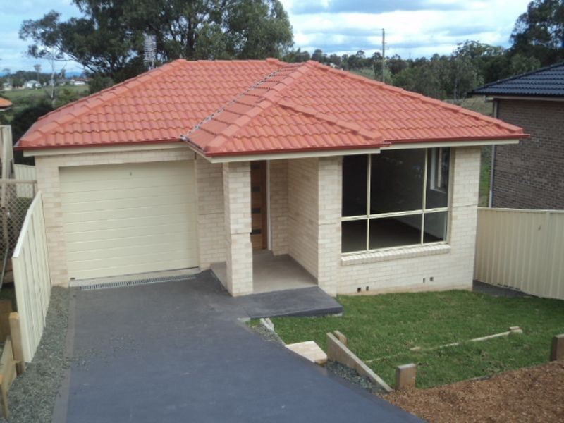 151b Regiment Rd, Rutherford NSW 2320