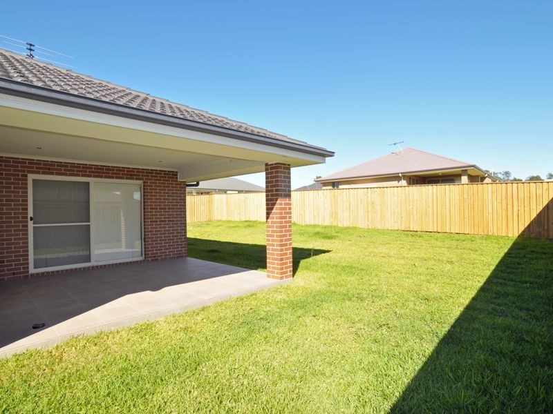 51 McKeachies Drive, Aberglasslyn NSW 2320