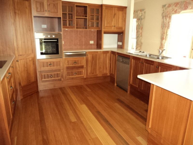 6 Darfield Close, Bolwarra Heights NSW 2320