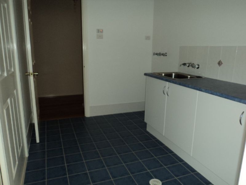 6 Darfield Close, Bolwarra Heights NSW 2320