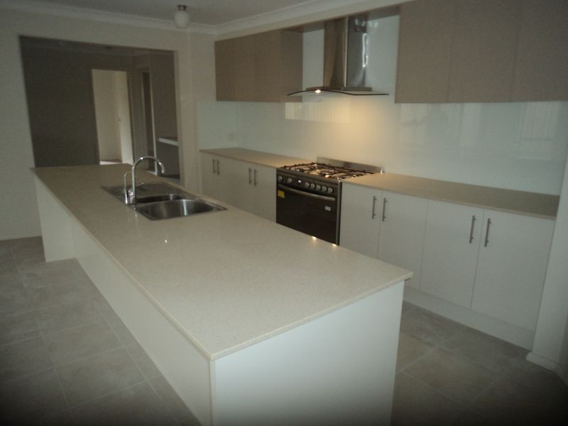 21 Honeysuckle Drive, Aberglasslyn NSW 2320