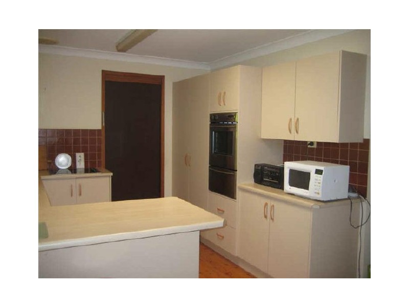 3 Thurlow Close, Bolwarra NSW 2320