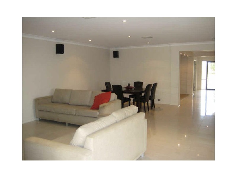 162 Aberglasslyn Road, Aberglasslyn NSW 2320